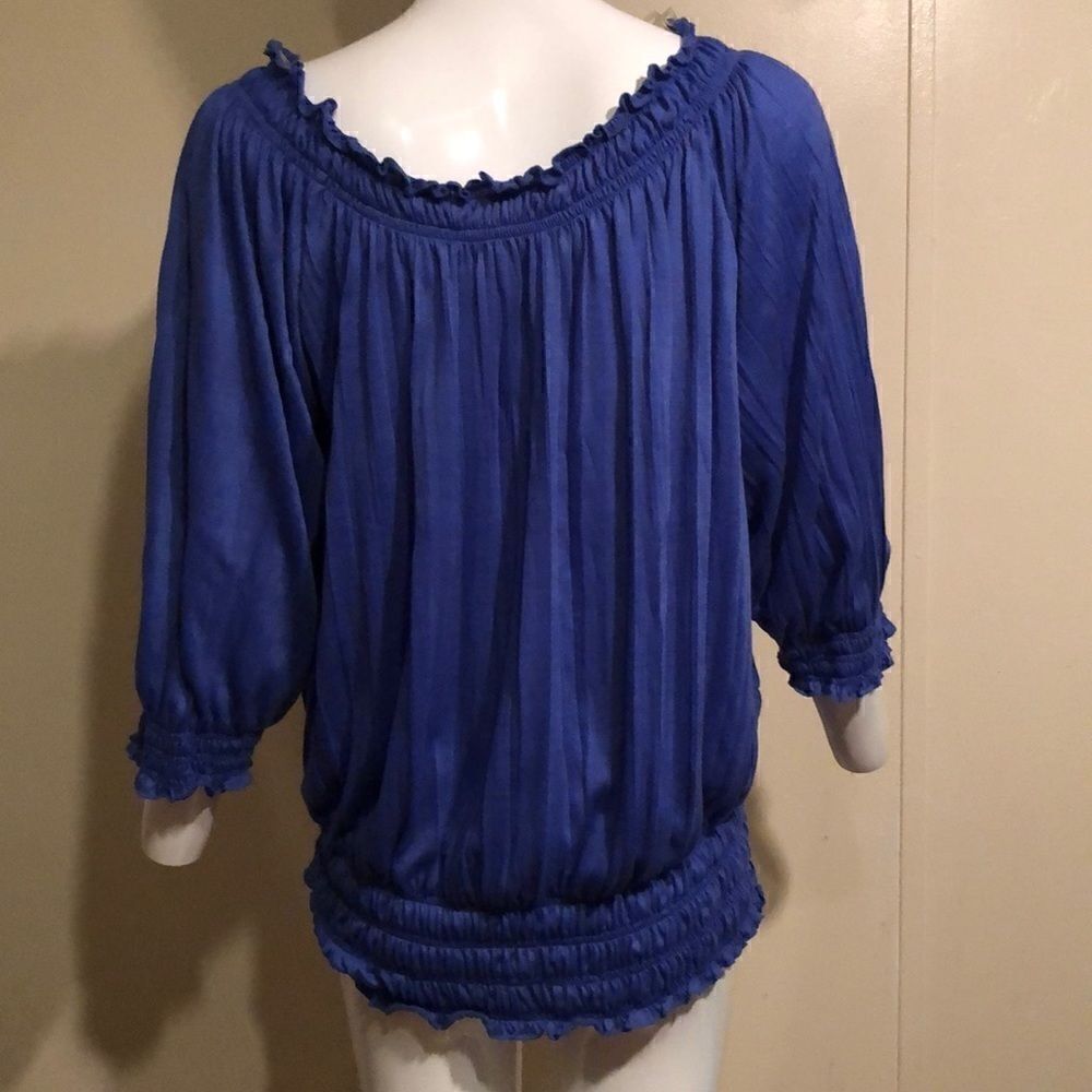 Allison Brittney Top   - Picture 2 of 3